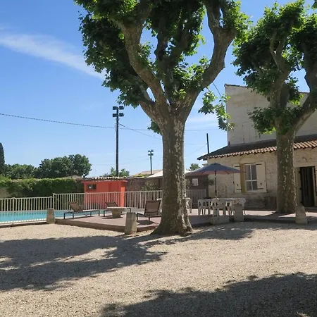 Maison De Charme Avec Piscine Wi-fi 10 Personnes Apartament Comps (Gard)