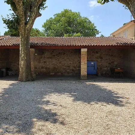 Maison De Charme Avec Piscine Wi-fi 10 Personnes * Comps (Gard)